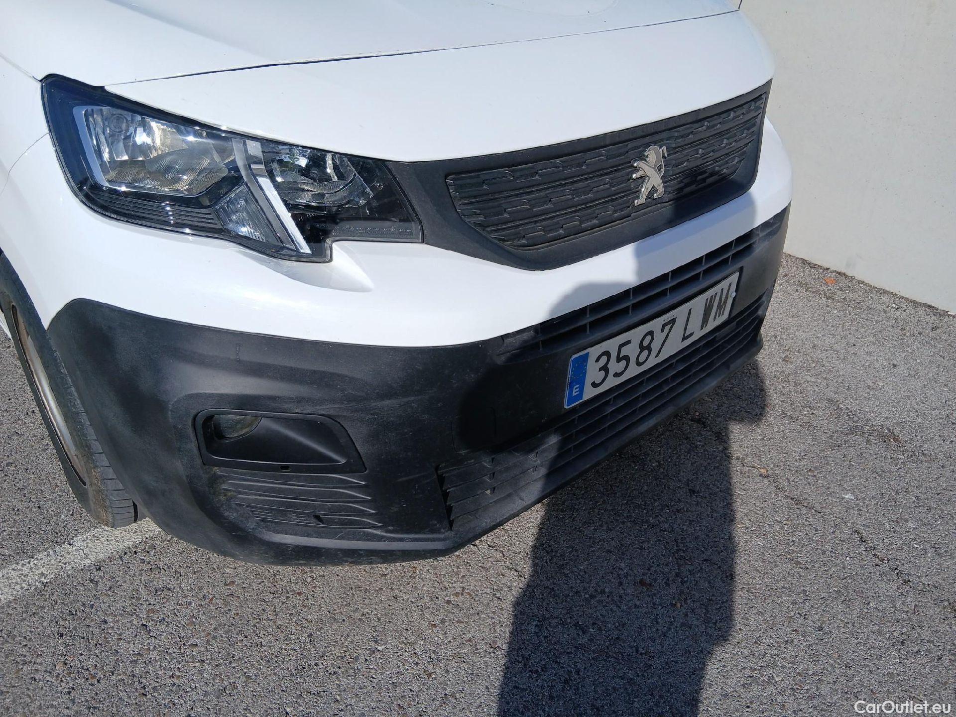  Peugeot  Partner PEUGEOT  / 2018 / 4P / furgón derivado de turismo Premium Standard 600kg BlueHDi 73kW (AC) #6