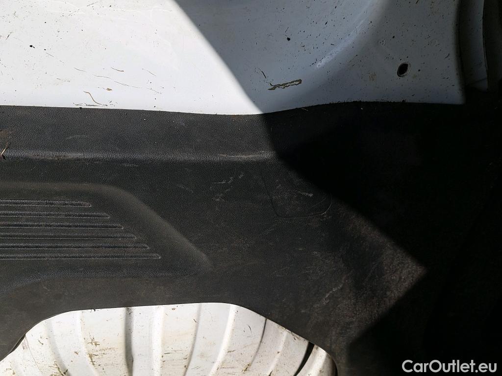  Opel  Combo OPEL  / 2018 / 3P / furgón derivado de turismo 1.5 TD 75kW (100CV) Express L H1 650kg (AC) #23