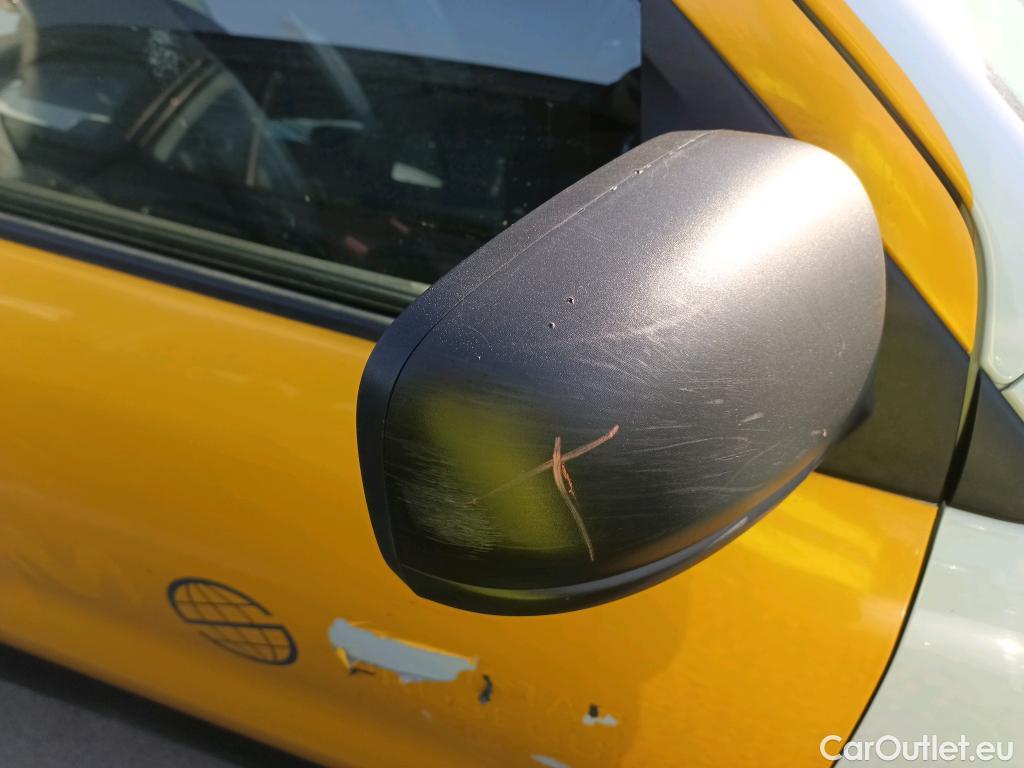  Renault  EXPRESS RENAULT  / 2021 / 4P / furgón derivado de turismo Confort 1.5 Blue dCi 70 kW (95 cv) #40