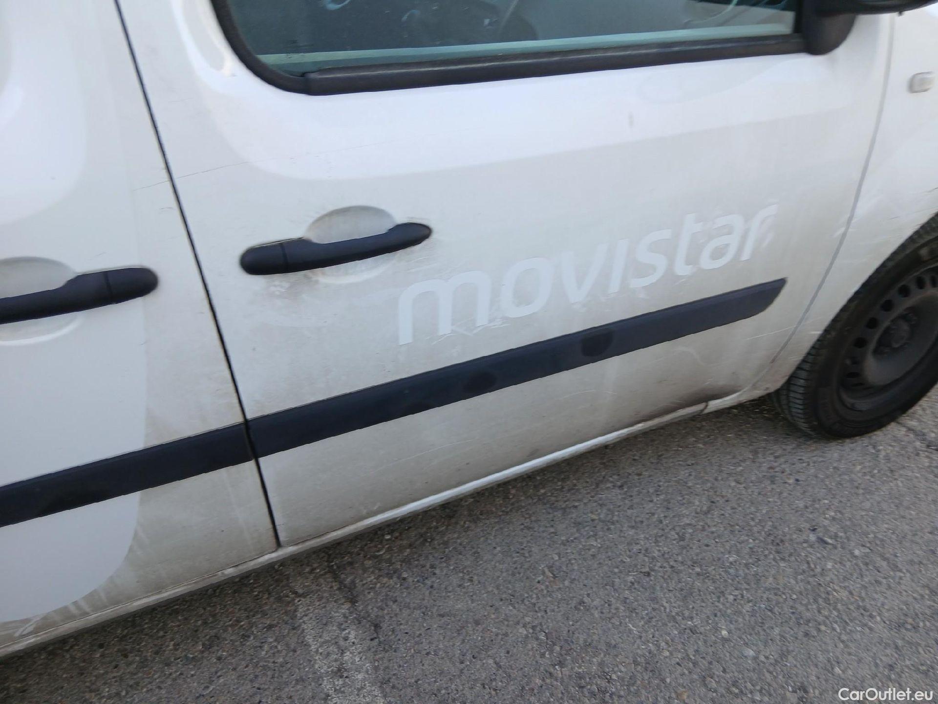  Renault  Kangoo RENAULT  Furgón/2013/3P/furgón derivado de turismo Profesional dCi 55 kW (75 CV) #23