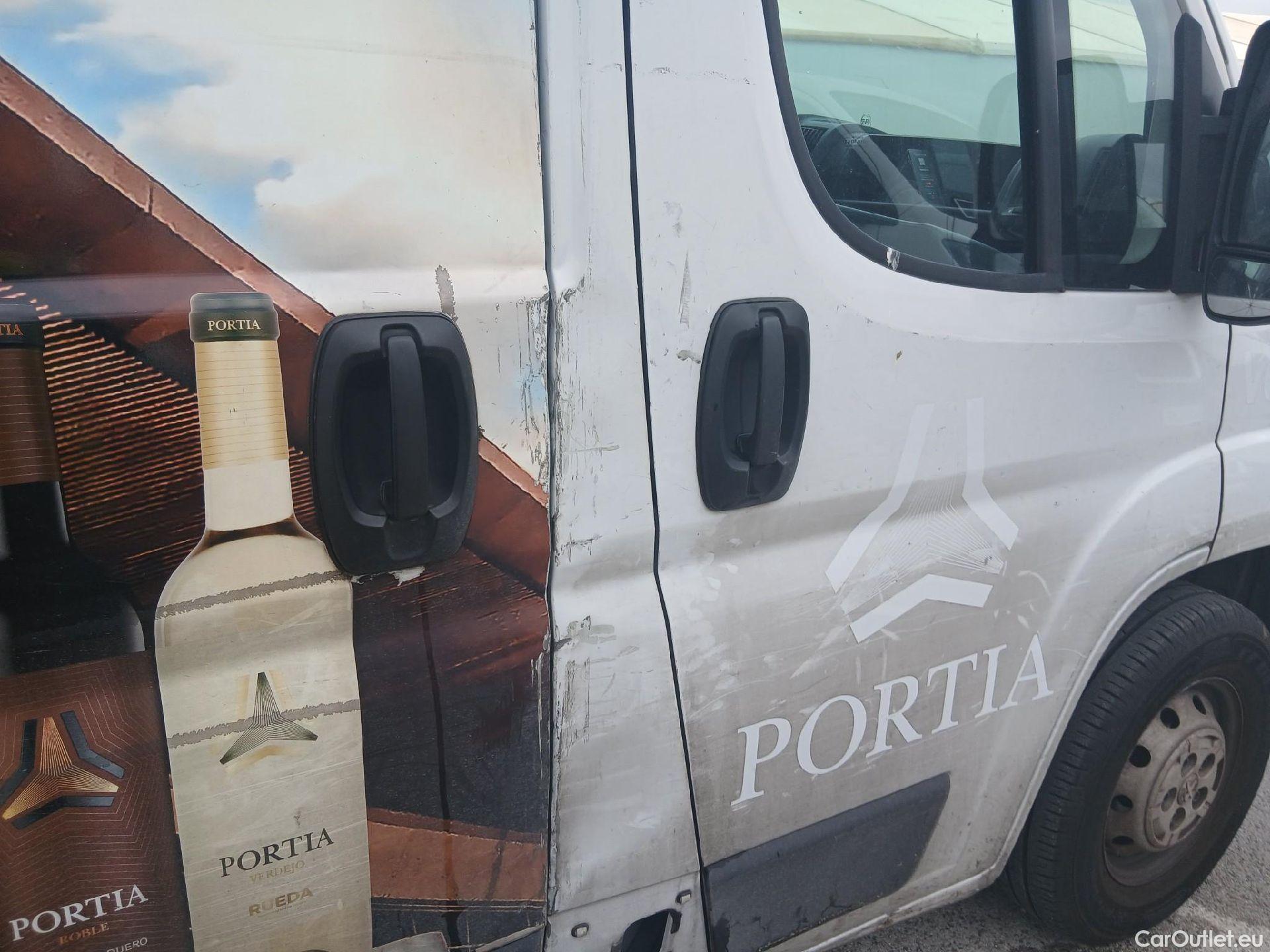  Peugeot  Boxer PEUGEOT  / 2014 / 4P / furgón Pack 335 L3 H2 BHDI 103kW (140CV) S&S #53