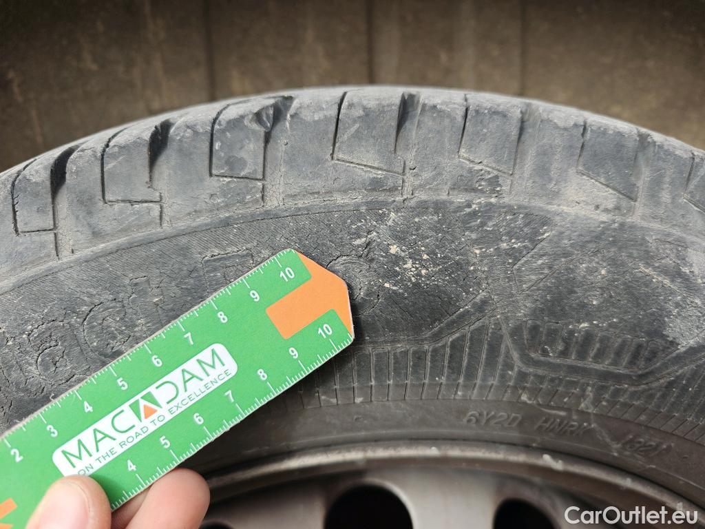  Renault  Master RENAULT  / 2019 / 4P / furgón Furgón T L2H2 3500 Bl dCi 100kW (135CV) #70