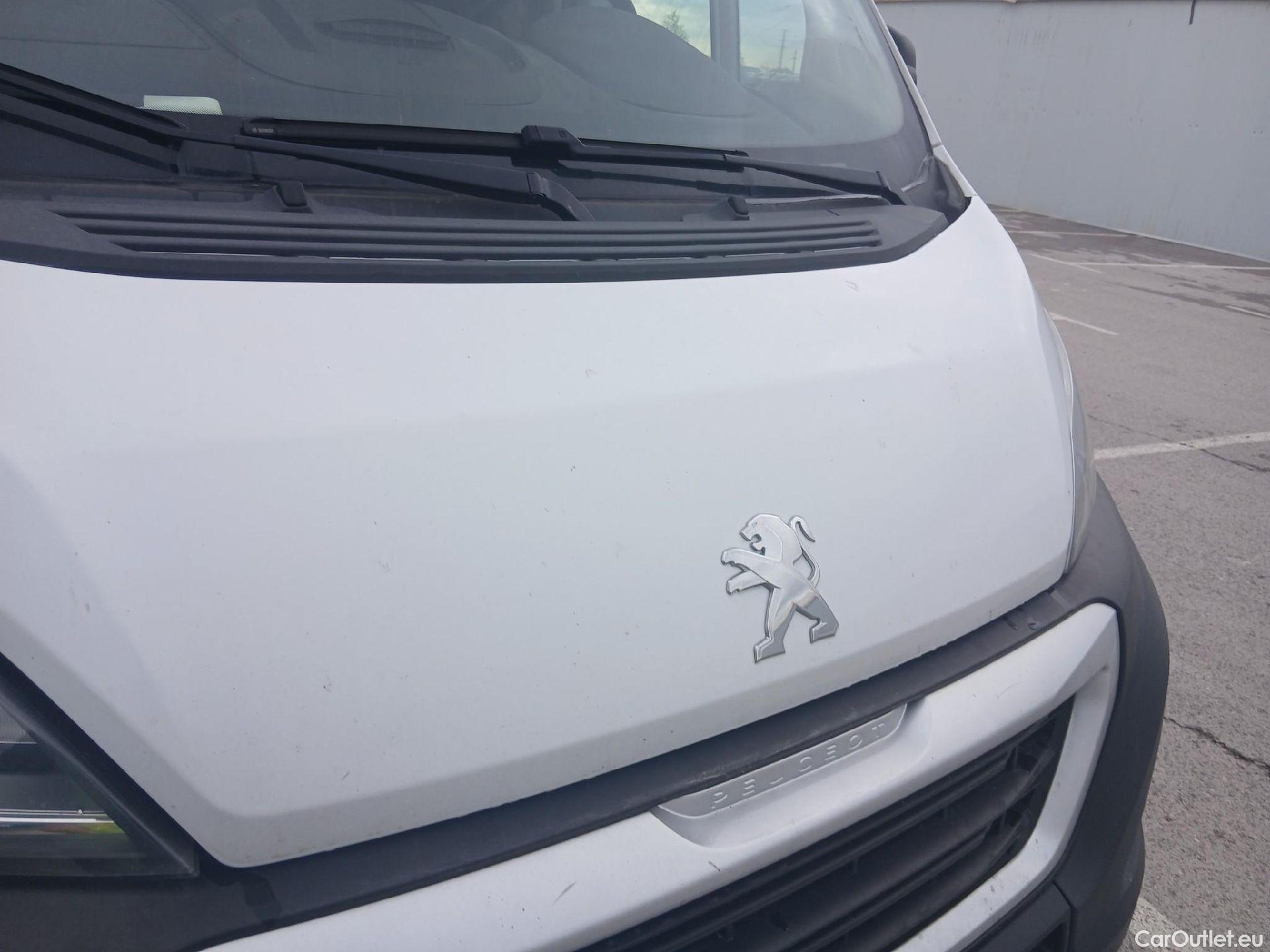  Peugeot  Boxer PEUGEOT  / 2014 / 4P / furgón Pack 335 L3 H2 BHDI 103kW (140CV) S&S #17