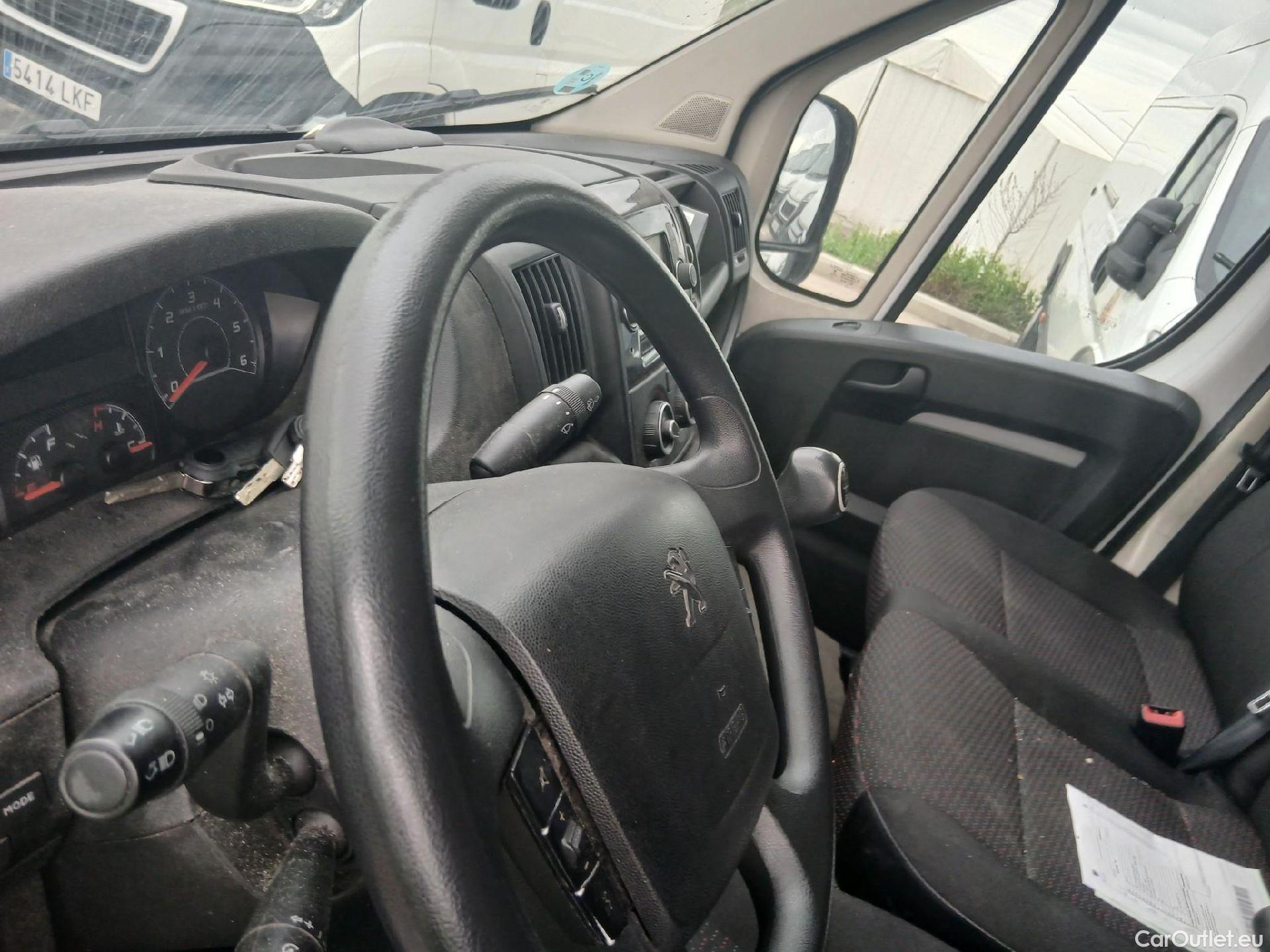  Peugeot  Boxer PEUGEOT  / 2014 / 4P / furgón Pack 335 L3 H2 BHDI 103kW (140CV) S&S #9