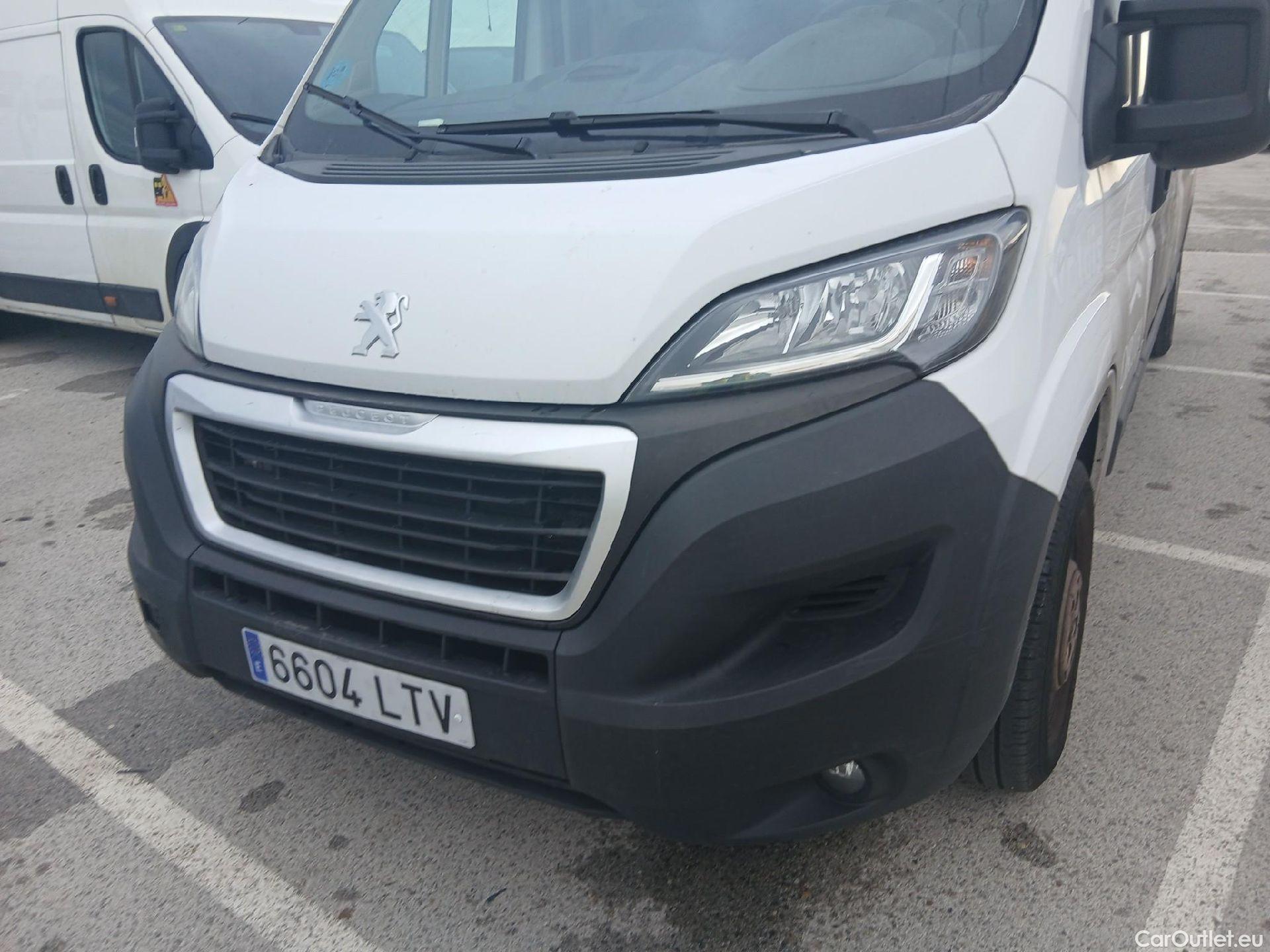 Peugeot  Boxer PEUGEOT  / 2014 / 4P / furgón Pack 335 L3 H2 BHDI 103kW (140CV) S&S #14