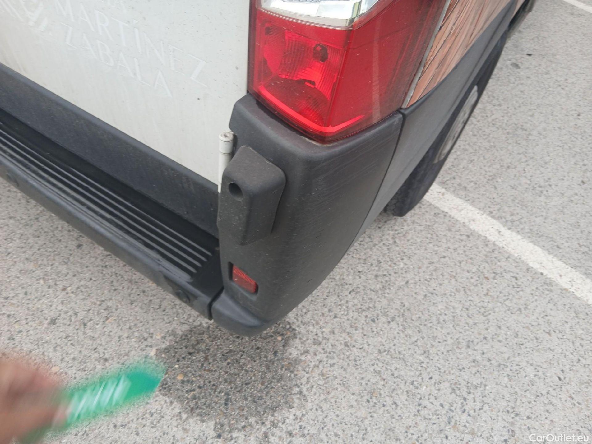  Peugeot  Boxer PEUGEOT  / 2014 / 4P / furgón Pack 335 L3 H2 BHDI 103kW (140CV) S&S #39