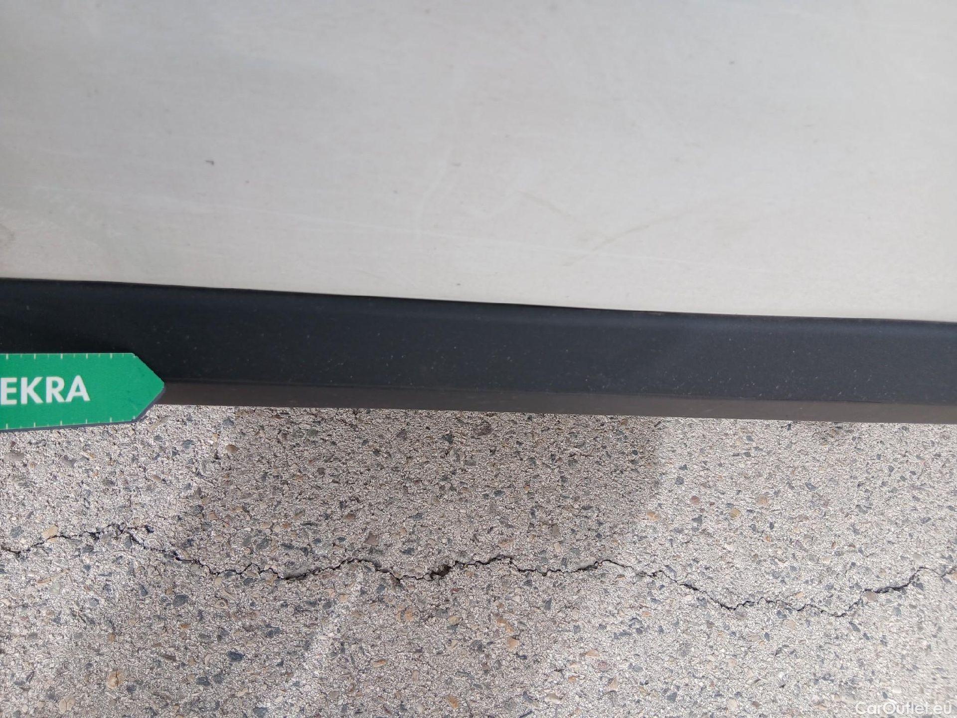  Opel  Vivaro OPEL  / 2019 / 4P / furgón 1.5 Diésel 74kW(100CV)M Std Exp #20