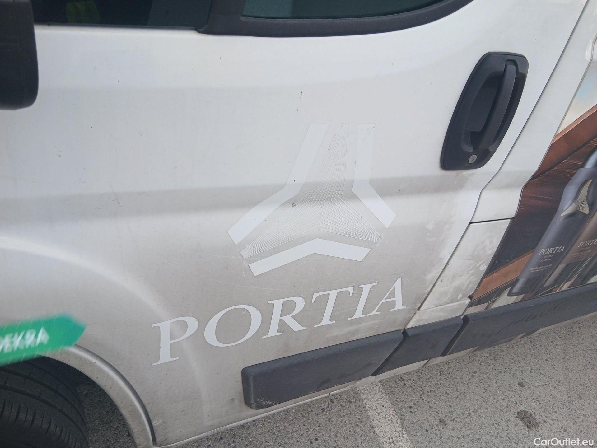  Peugeot  Boxer PEUGEOT  / 2014 / 4P / furgón Pack 335 L3 H2 BHDI 103kW (140CV) S&S #25