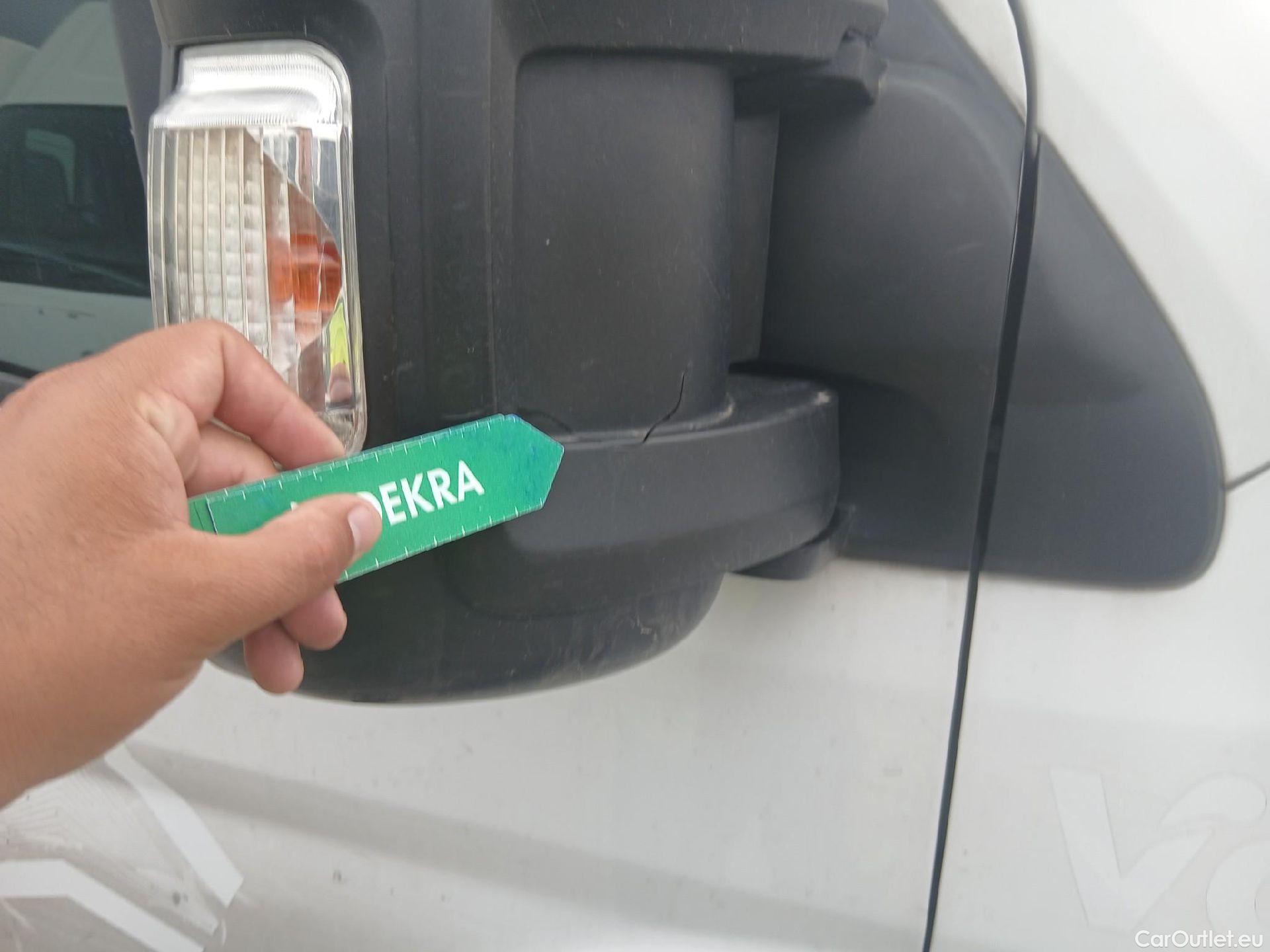  Peugeot  Boxer PEUGEOT  / 2014 / 4P / furgón Pack 335 L3 H2 BHDI 103kW (140CV) S&S #64