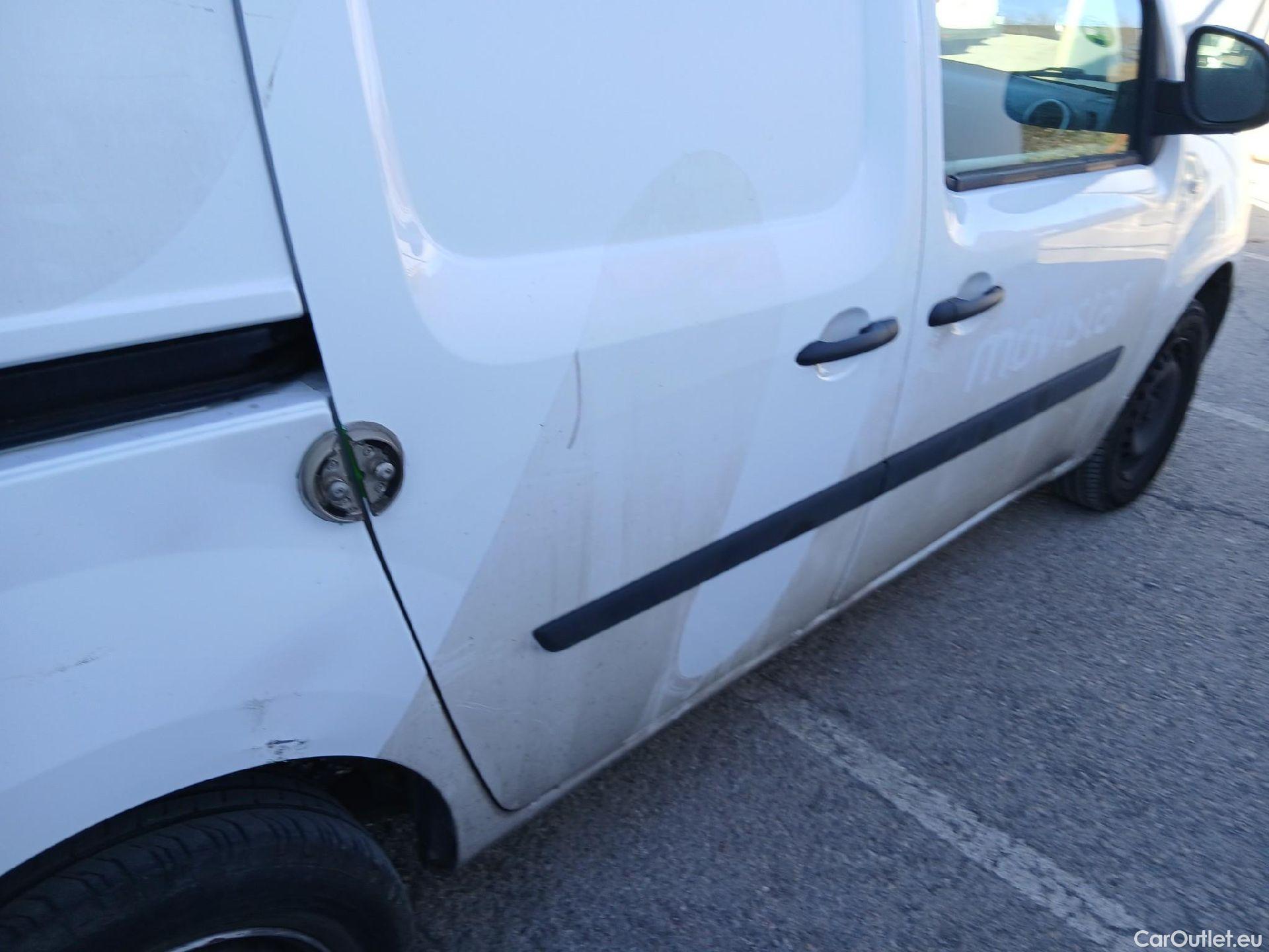  Renault  Kangoo RENAULT  Furgón/2013/3P/furgón derivado de turismo Profesional dCi 55 kW (75 CV) #21