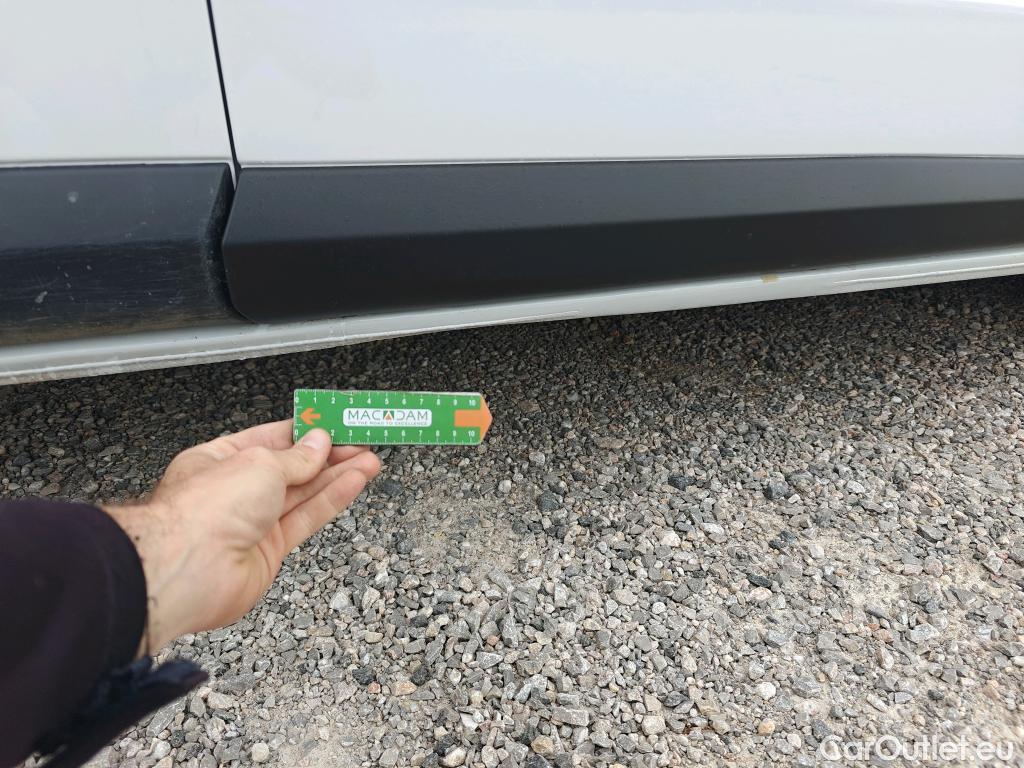  Opel  Vivaro OPEL  / 2019 / 4P / furgón 1.5 D 88kW (120CV) M Std Express M.P. DC #32