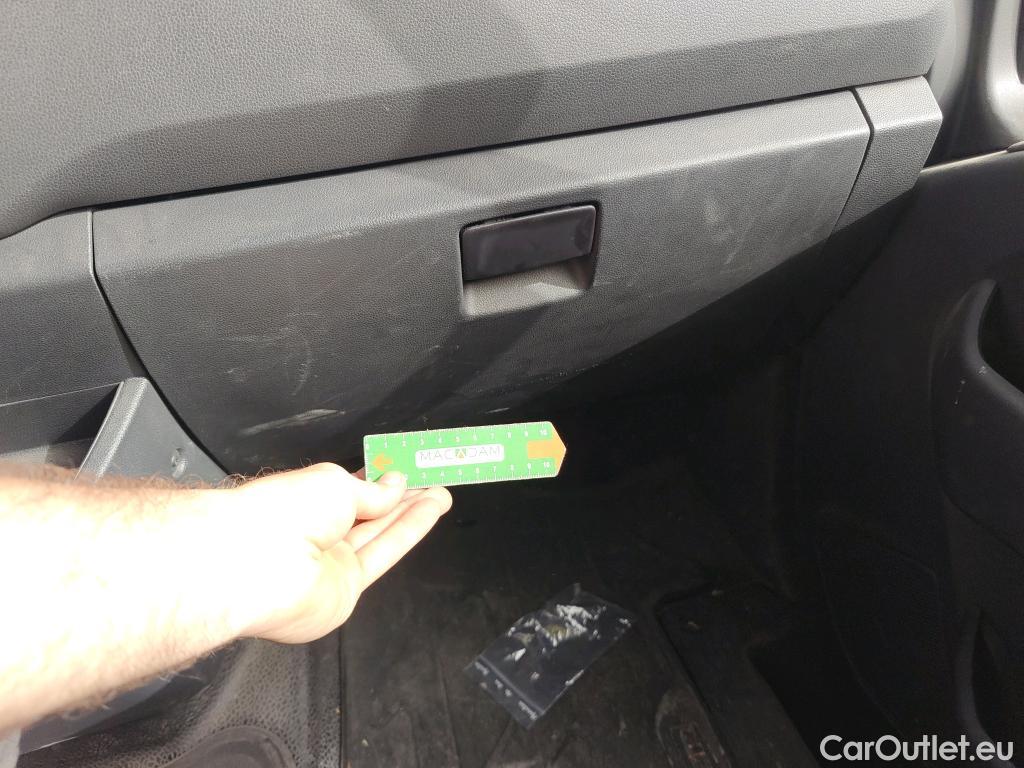  Renault  Master RENAULT  / 2019 / 4P / furgón Furgón T L2H2 3500 Bl dCi 100kW (135CV) #57