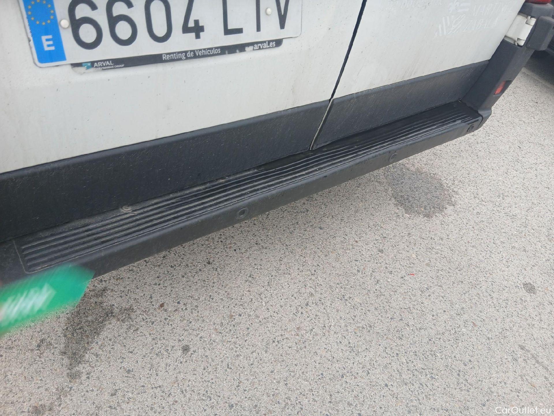  Peugeot  Boxer PEUGEOT  / 2014 / 4P / furgón Pack 335 L3 H2 BHDI 103kW (140CV) S&S #33