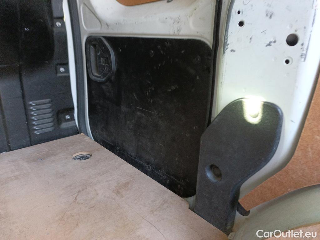  Renault  EXPRESS RENAULT  / 2021 / 4P / furgón derivado de turismo Confort 1.5 Blue dCi 70 kW (95 cv) #34