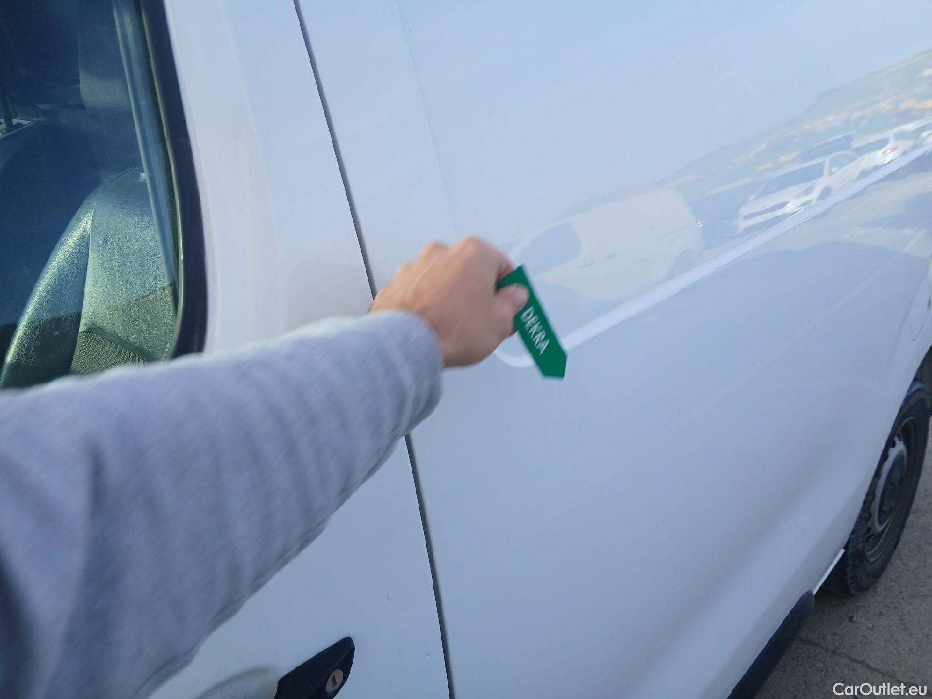  Peugeot  Expert PEUGEOT  / 2016 / 4P / furgón Furgón Premium 2.0 BlueHDi 120 Standard #7