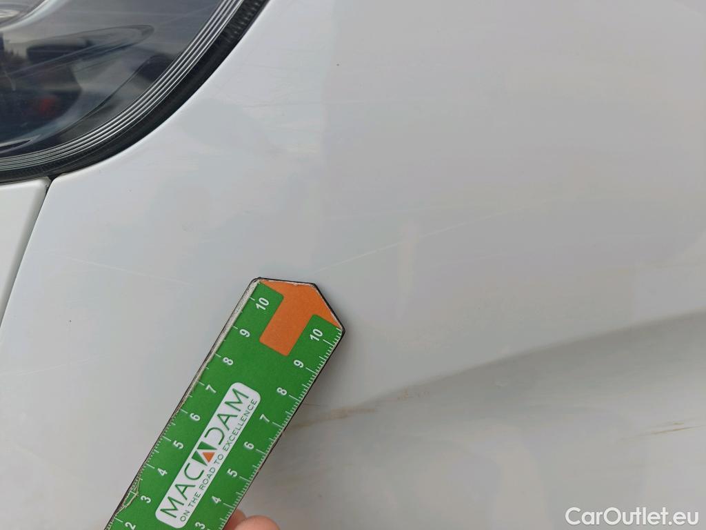  Opel  Vivaro OPEL  / 2019 / 4P / furgón 1.5 D 88kW (120CV) M Std Express M.P. DC #76