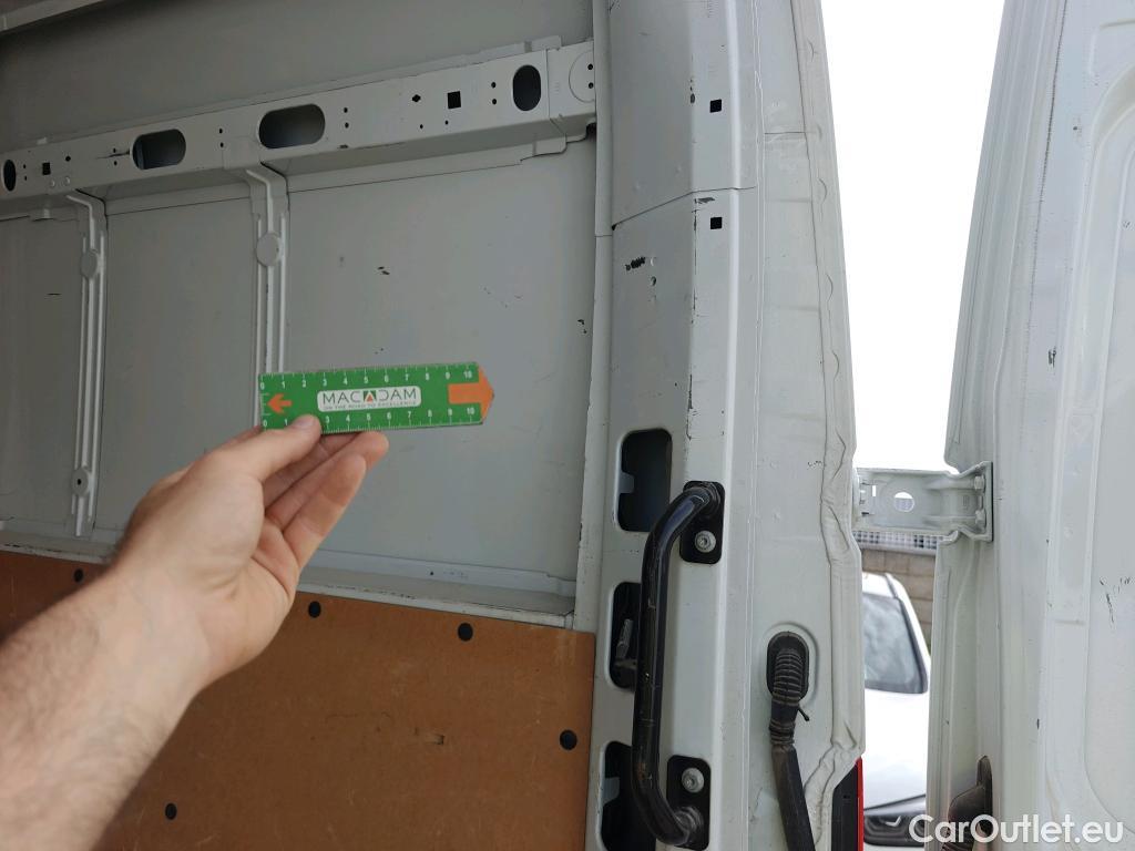  Renault  Master RENAULT  / 2019 / 4P / furgón Furgón T L2H2 3500 Bl dCi 100kW (135CV) #12