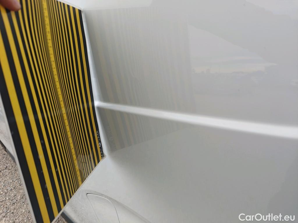  Opel  Vivaro OPEL  / 2019 / 4P / furgón 1.5 D 88kW (120CV) M Std Express M.P. DC #10