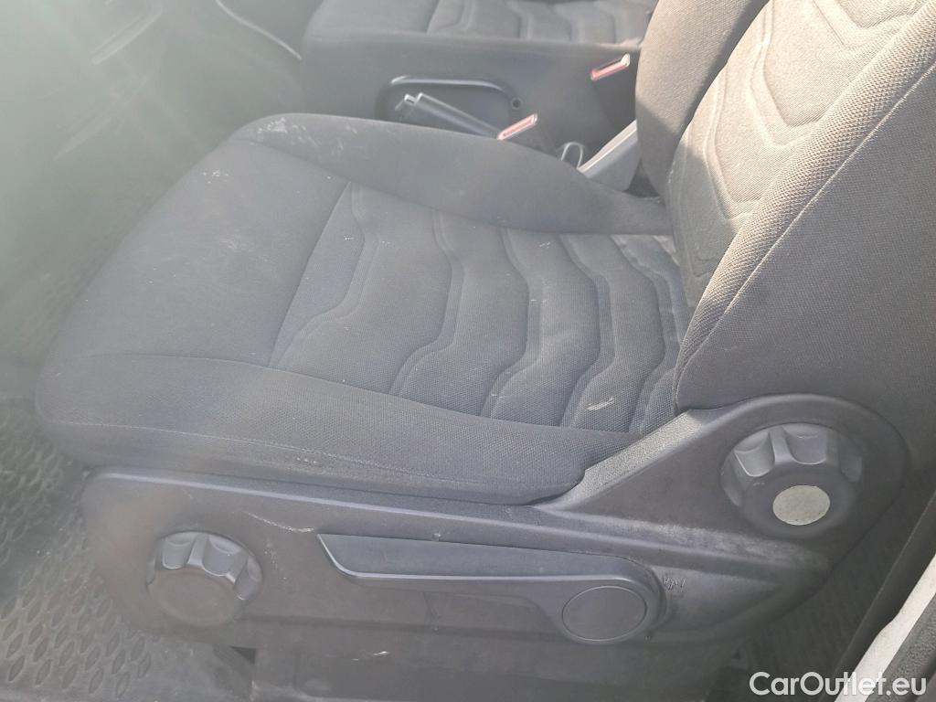  Iveco  Daily IVECO  / 2014 / 4P / chasis doble cabina 35C 14 D 3750 #18