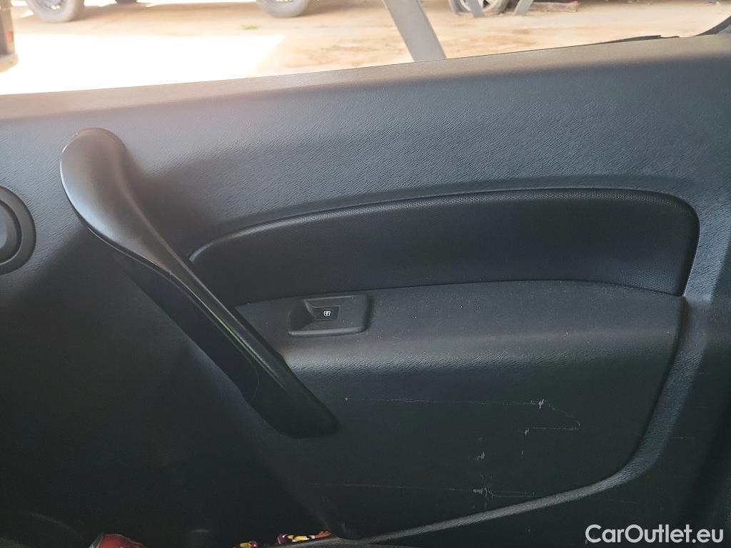  Renault  Kangoo RENAULT  Combi / 2013 / 4P / combi Profes. M1-AF Blue dCi 70 kW(95 CV) -SS) #24