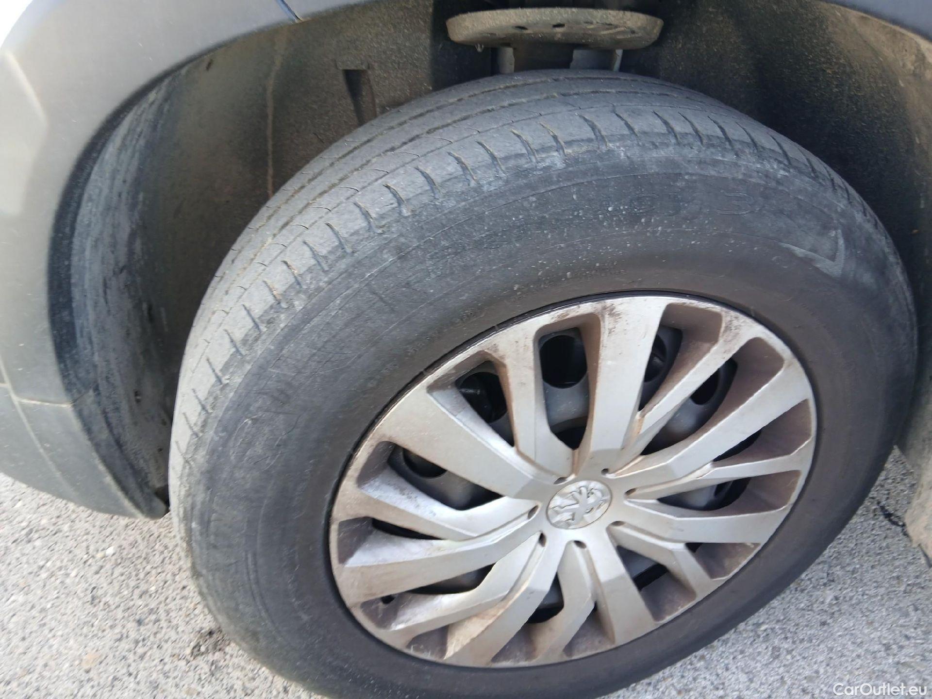  Peugeot  RIFTER PEUGEOT  / 2018 / 4P / combi Active Standard BlueHDi 73kW (IND) (AC2) #9