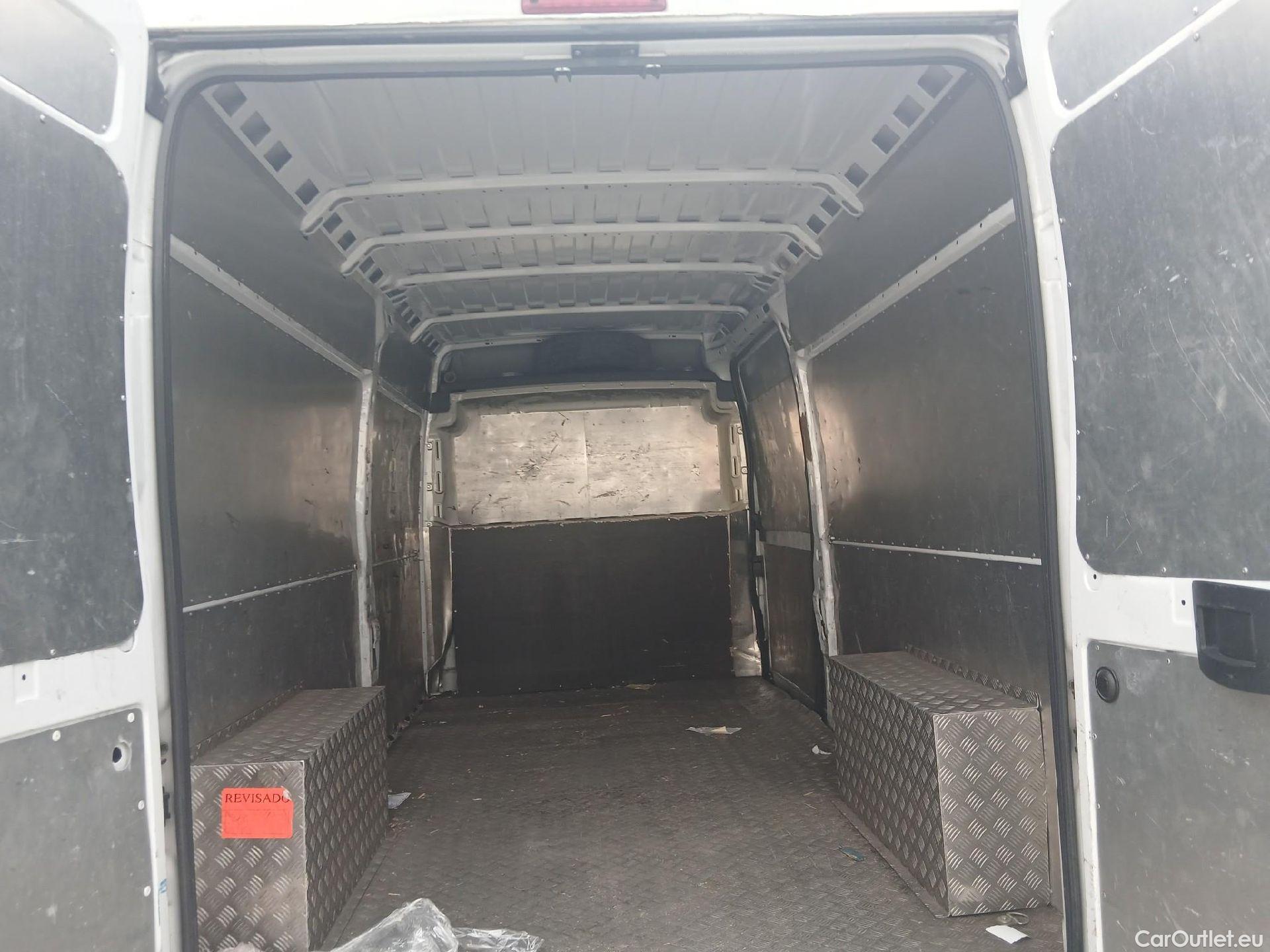  Peugeot  Boxer PEUGEOT  / 2014 / 4P / furgón Pack 335 L3 H2 BHDI 103kW (140CV) S&S #1