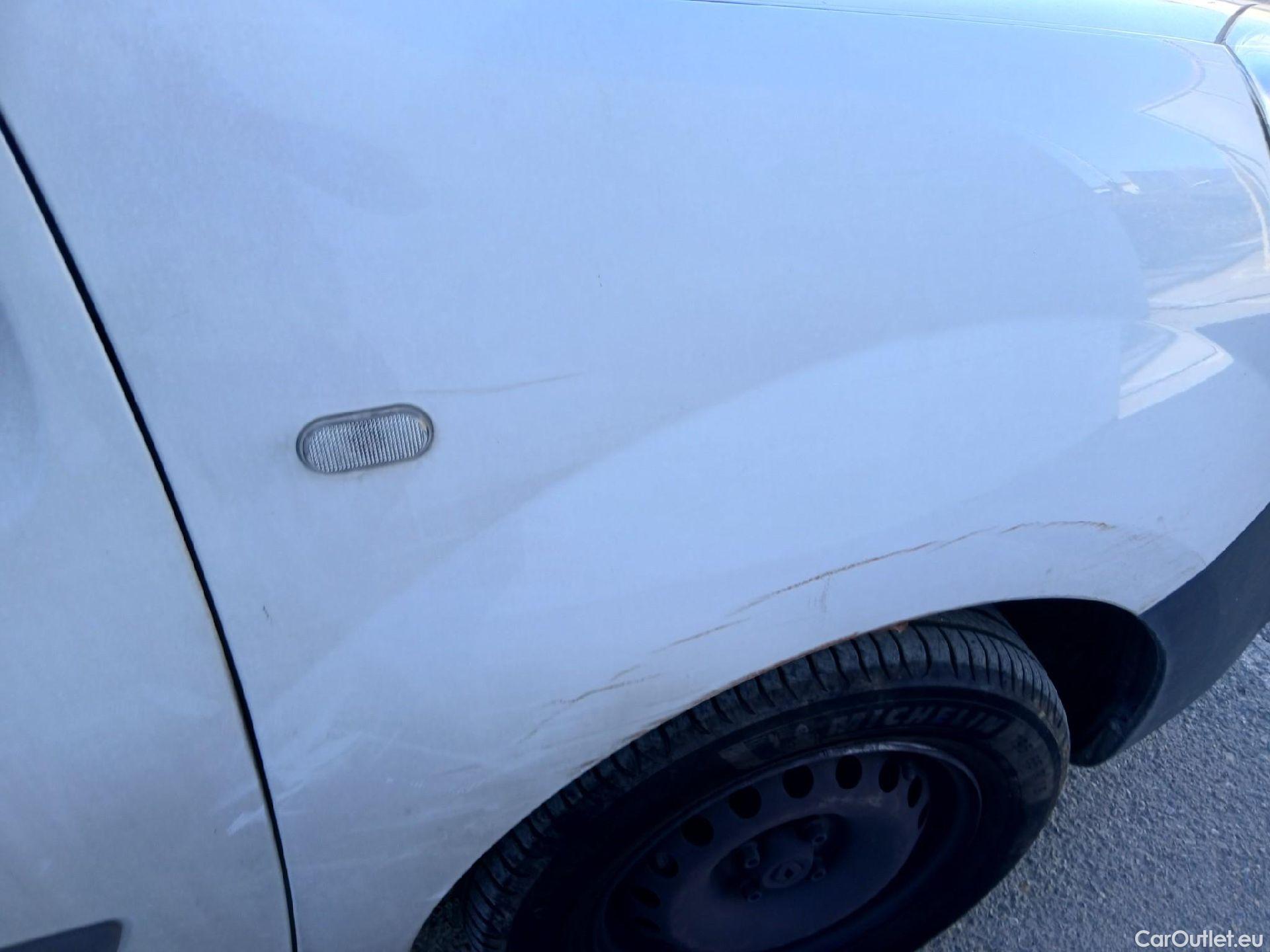  Renault  Kangoo RENAULT  Furgón/2013/3P/furgón derivado de turismo Profesional dCi 55 kW (75 CV) #27