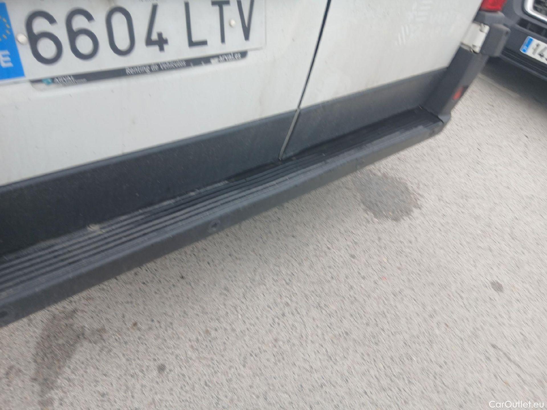  Peugeot  Boxer PEUGEOT  / 2014 / 4P / furgón Pack 335 L3 H2 BHDI 103kW (140CV) S&S #34