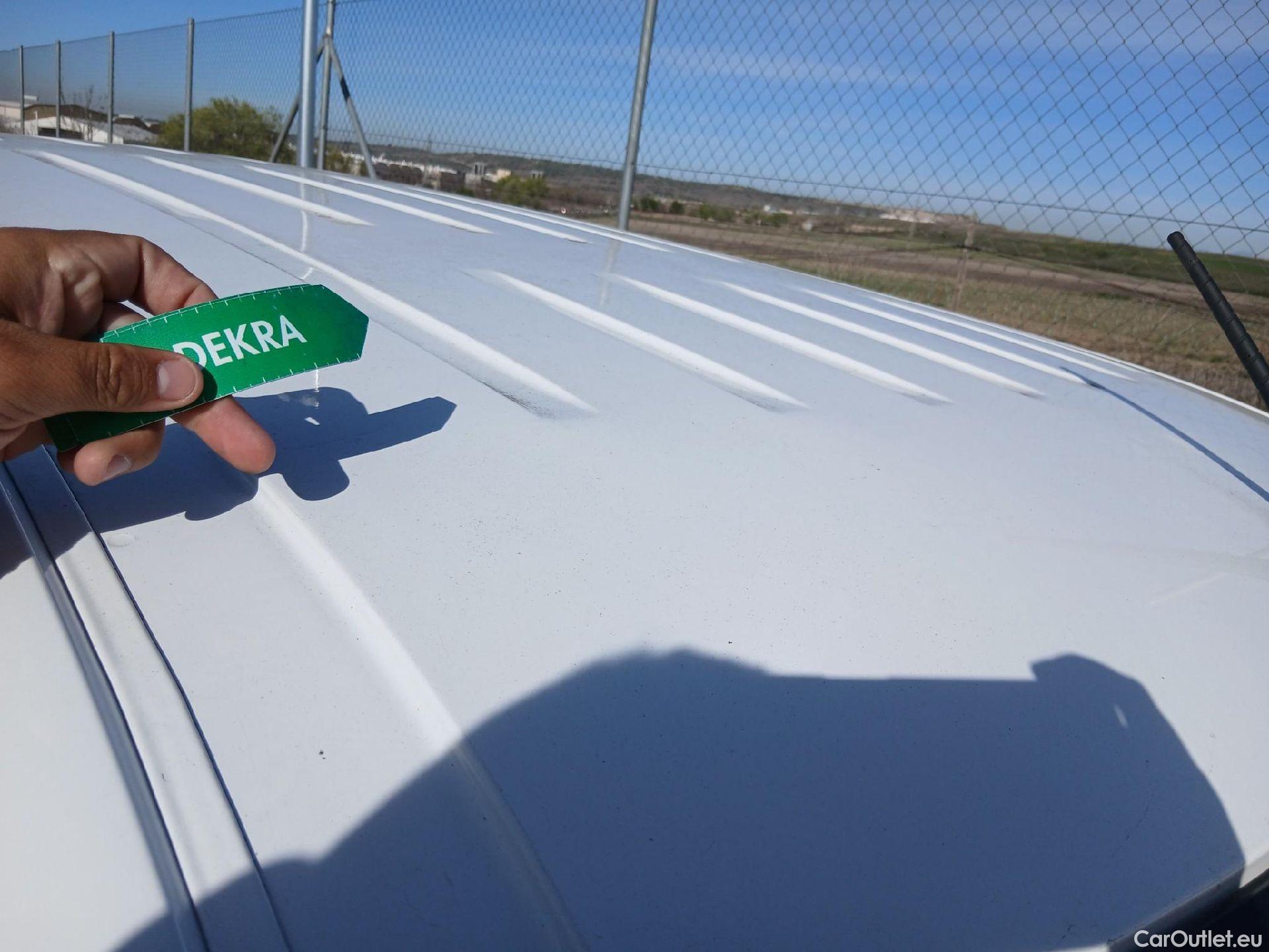  Peugeot  Partner PEUGEOT  / 2018 / 4P / furgón derivado de turismo Premium Standard 600kg BlueHDi 73kW (AC) #27