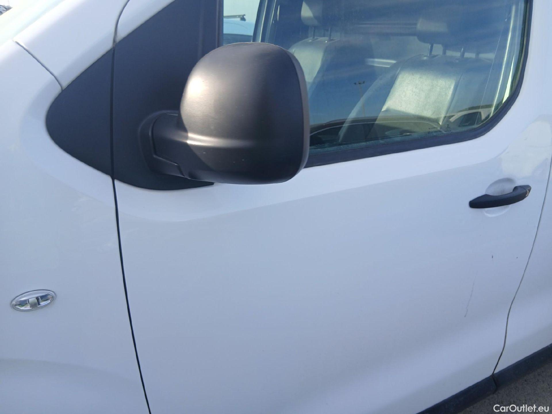  Peugeot  Expert PEUGEOT  / 2016 / 4P / furgón Furgón Premium 2.0 BlueHDi 120 Standard #6