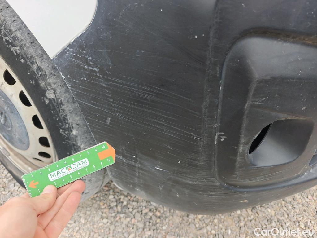  Opel  Vivaro OPEL  / 2019 / 4P / furgón 1.5 D 88kW (120CV) M Std Express M.P. DC #68