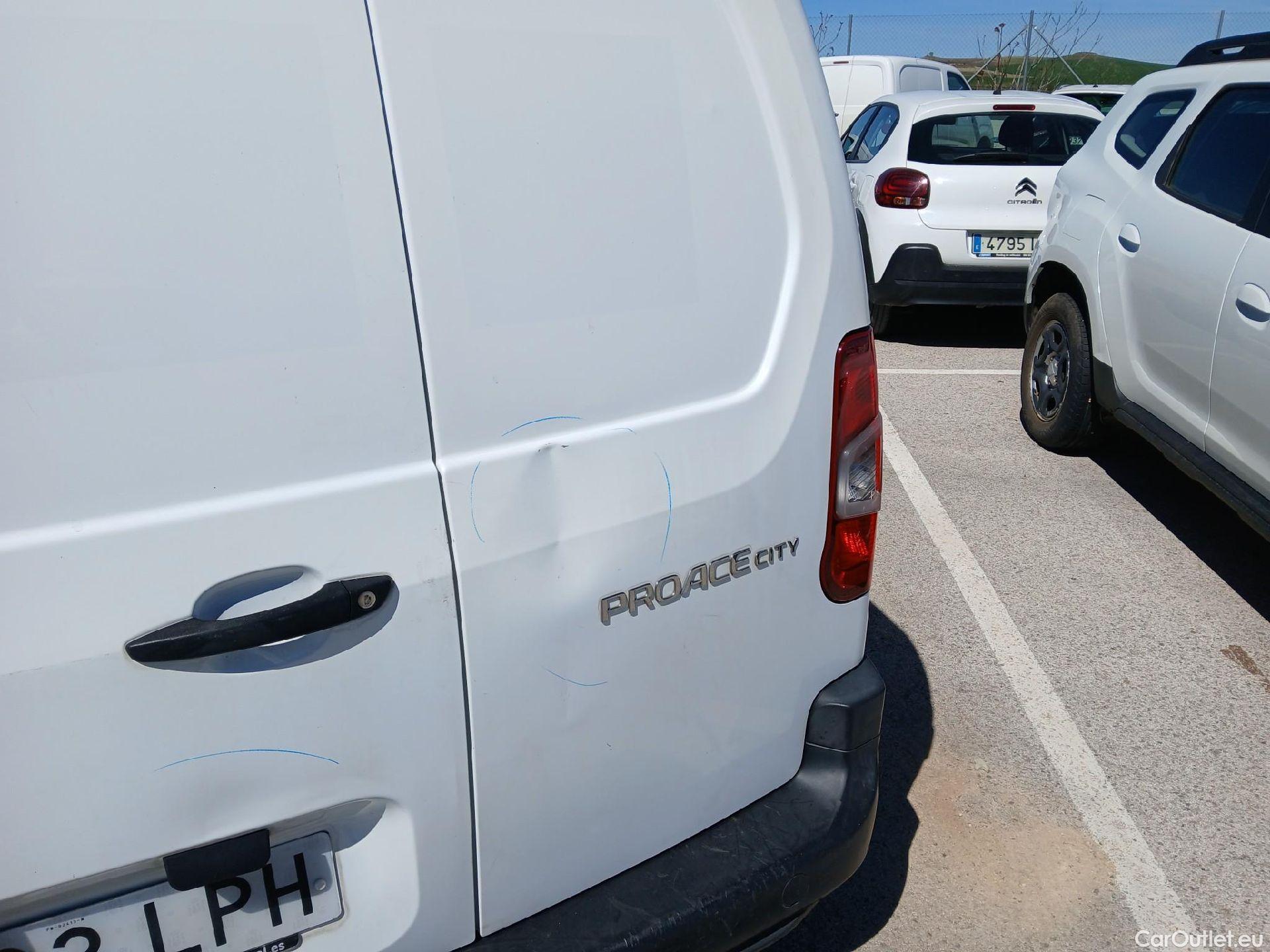  Toyota  Proace TOYOTA  City/2020/4P/furgón derivado de turismo 1.5D 56kW (75CV) GX 650kg Media #13