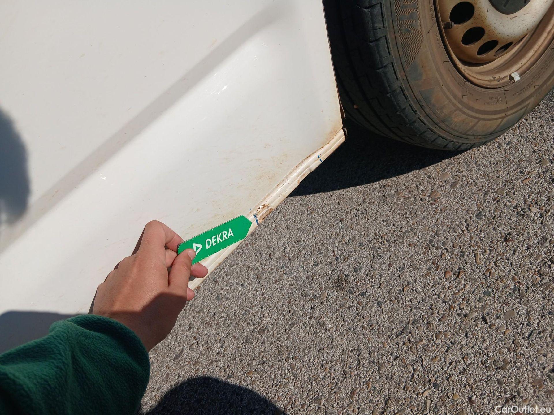  Volkswagen  Transporter VOLKSWAGEN  / 2015 / 4P / furgón Furgón Corto TN 2.0 TDI 110kW BMT 4Mot #24