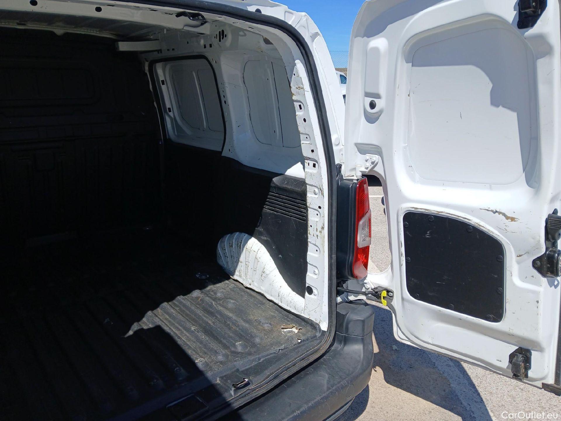  Toyota  Proace TOYOTA  City/2020/4P/furgón derivado de turismo 1.5D 56kW (75CV) GX 650kg Media #5