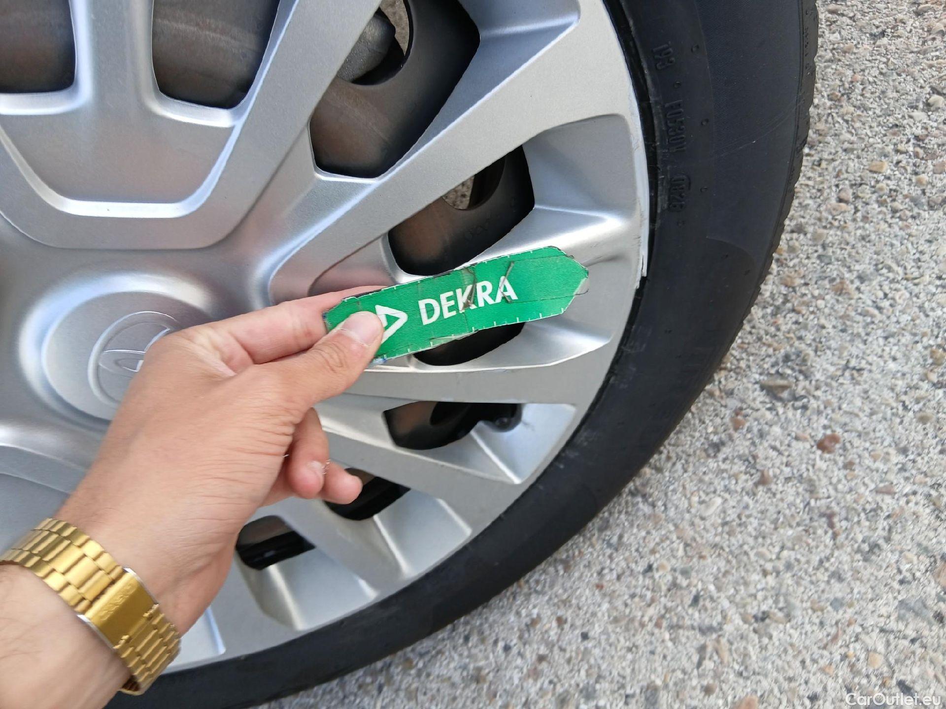  Toyota  Proace TOYOTA  COMBI CITY 1.5D 75kW (100CV) GX L1 #26