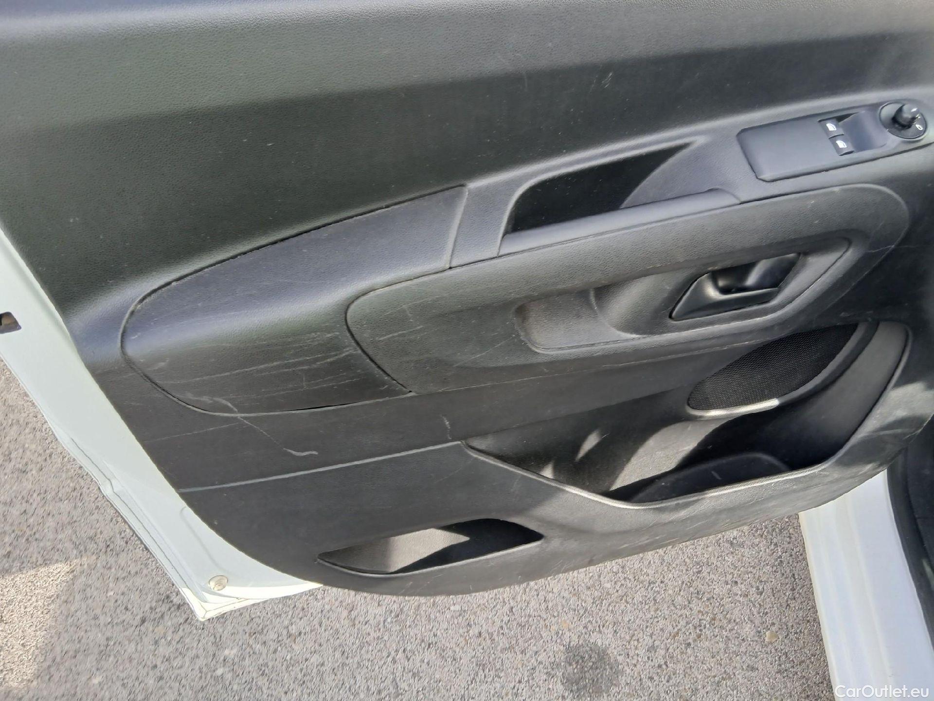  Toyota  Proace TOYOTA  COMBI CITY 1.5D 75kW (100CV) GX L1 #22