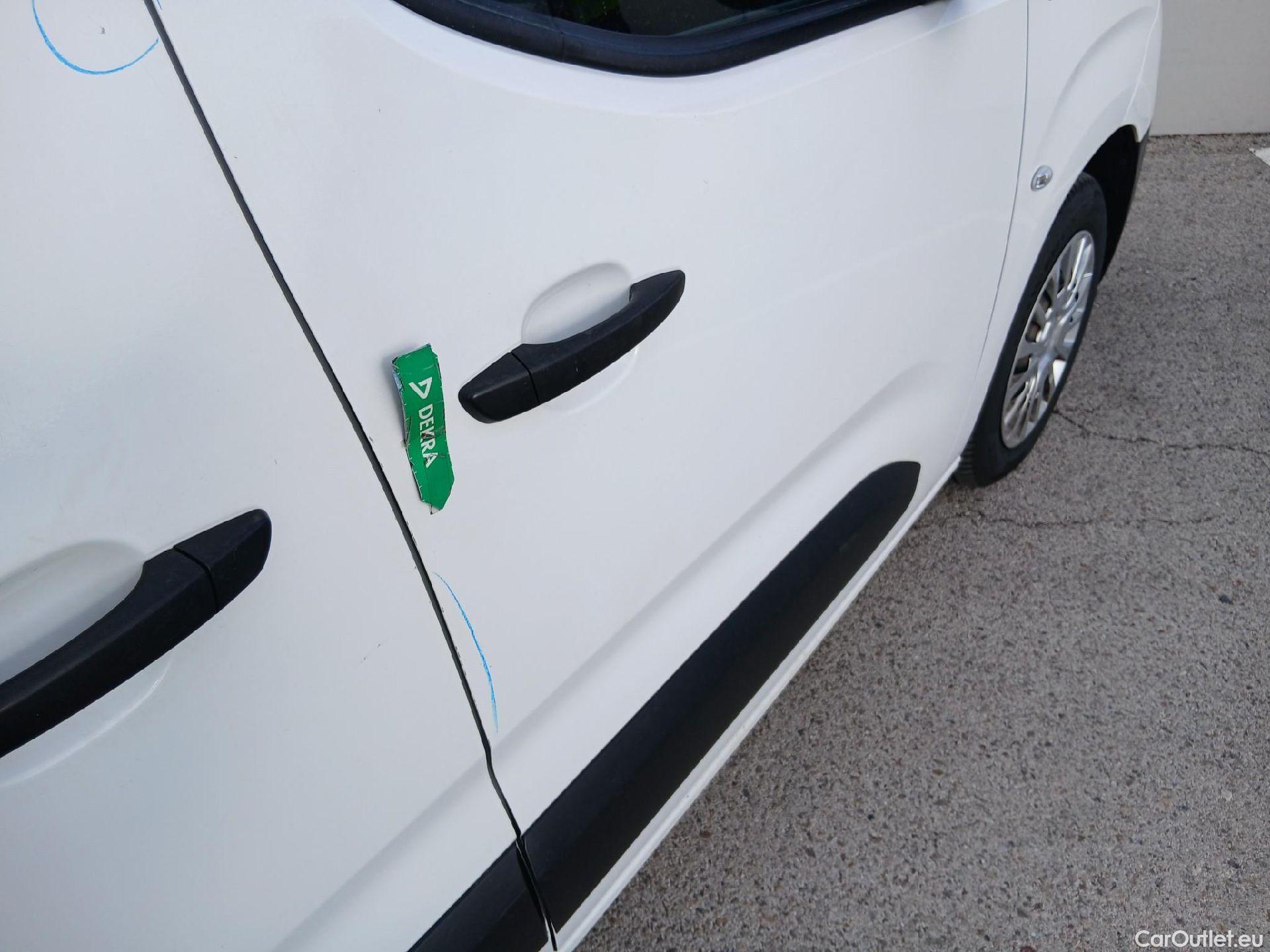  Toyota  Proace TOYOTA  COMBI CITY 1.5D 75kW (100CV) GX L1 #52