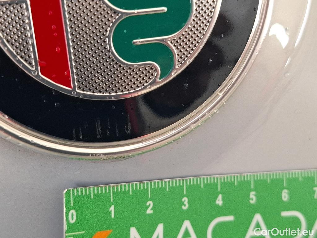  Alfa Romeo   STELVIO Stelvio Super Q4 2.2 JTDM 190CV BVA8 E6d #16