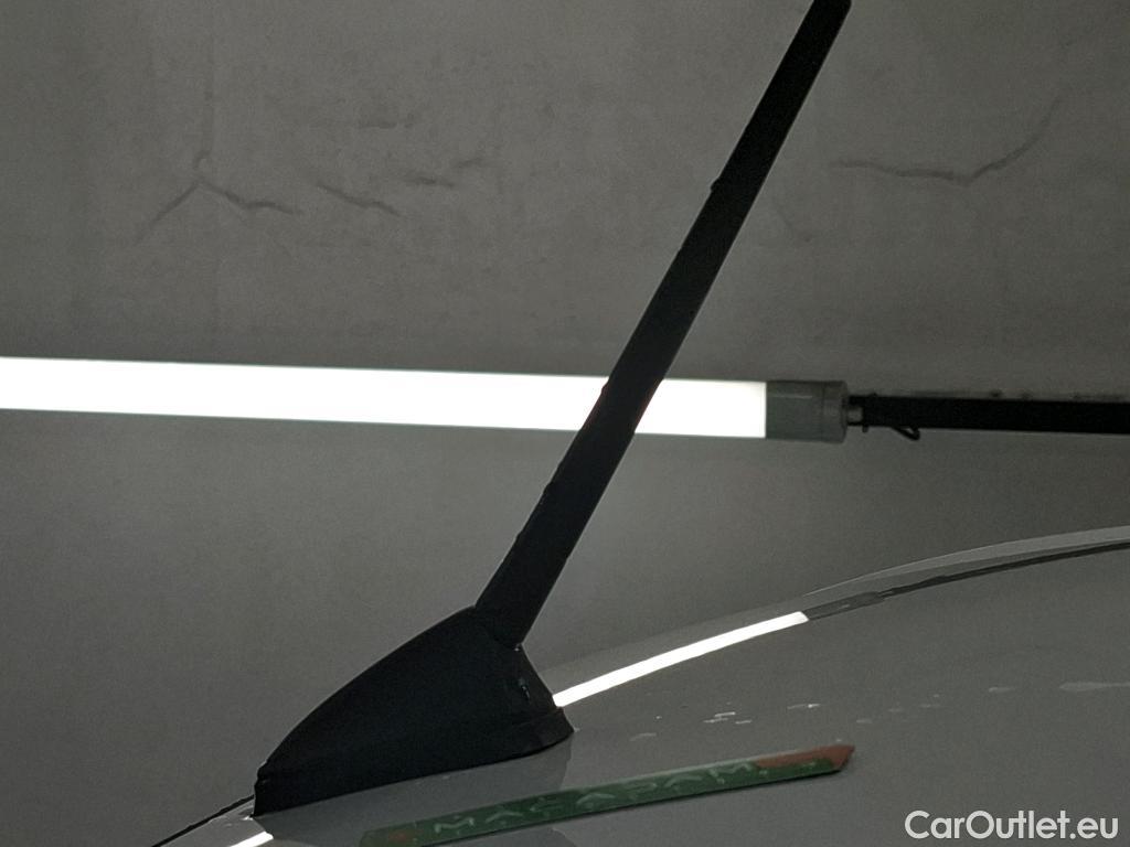  Citroen  Jumpy  4p Combi Taille M BlueHDi 115 BVM6 Confort 
 #13