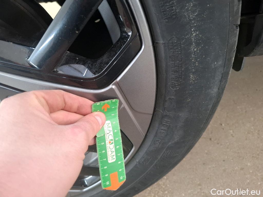  Citroen  C4  Berline C-Series 1.5 BlueHDI 130CV BVA8 6E #18