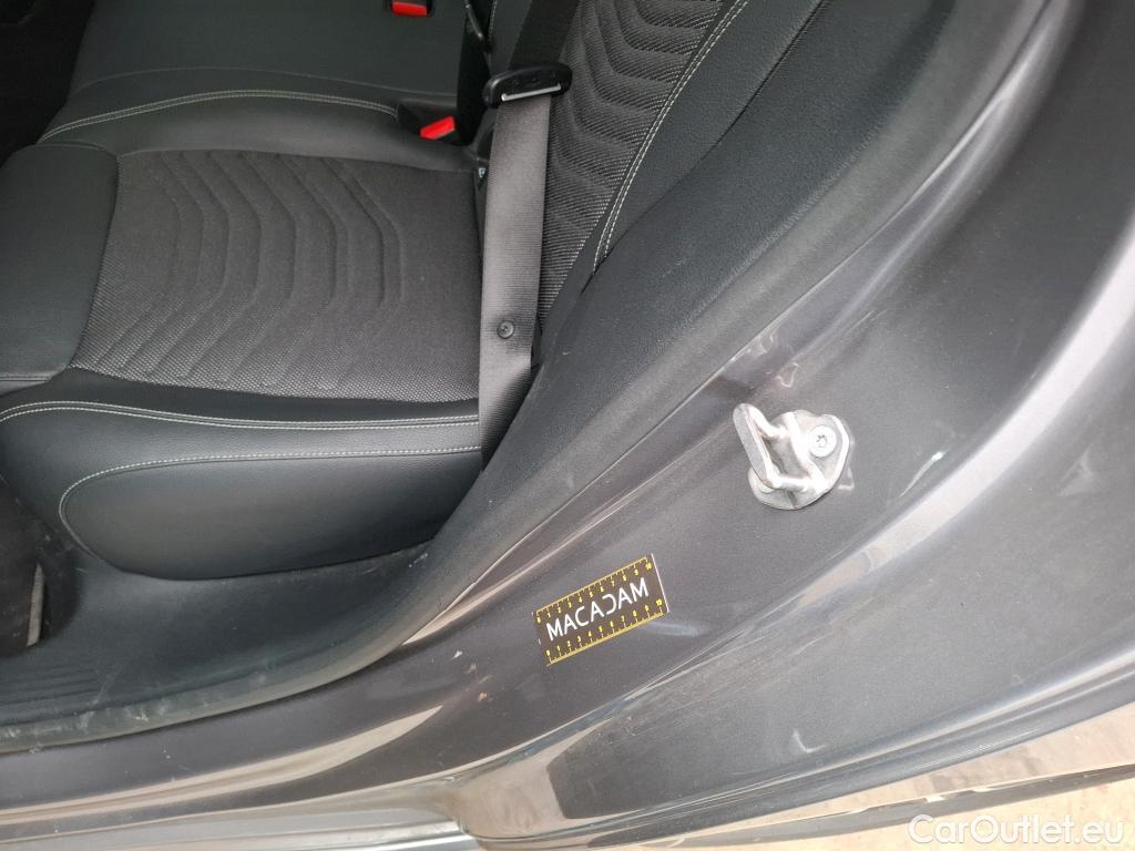  Mercedes  B-Klasse MERCEDES-BENZ Classe B / 2019 / 5P / monospace B 180 d Business Line Edition BA8 #15