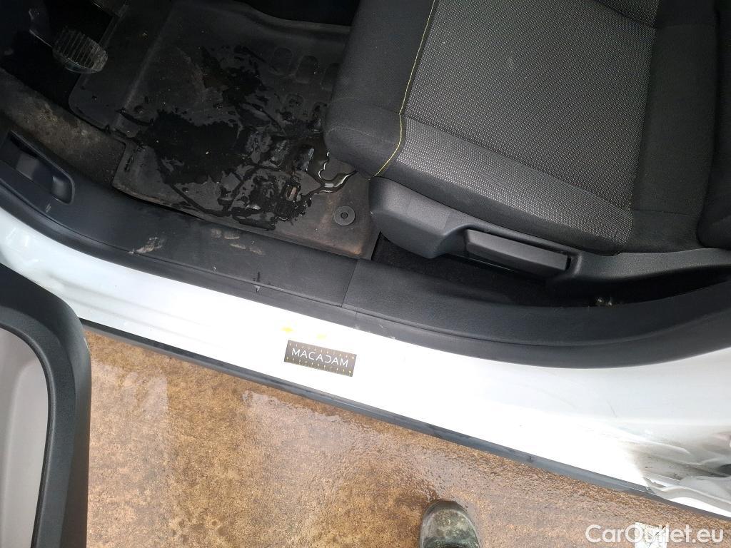  Citroen  C3  Société Feel 1.5 BlueHDI 100CV BVM5 E6dT #12