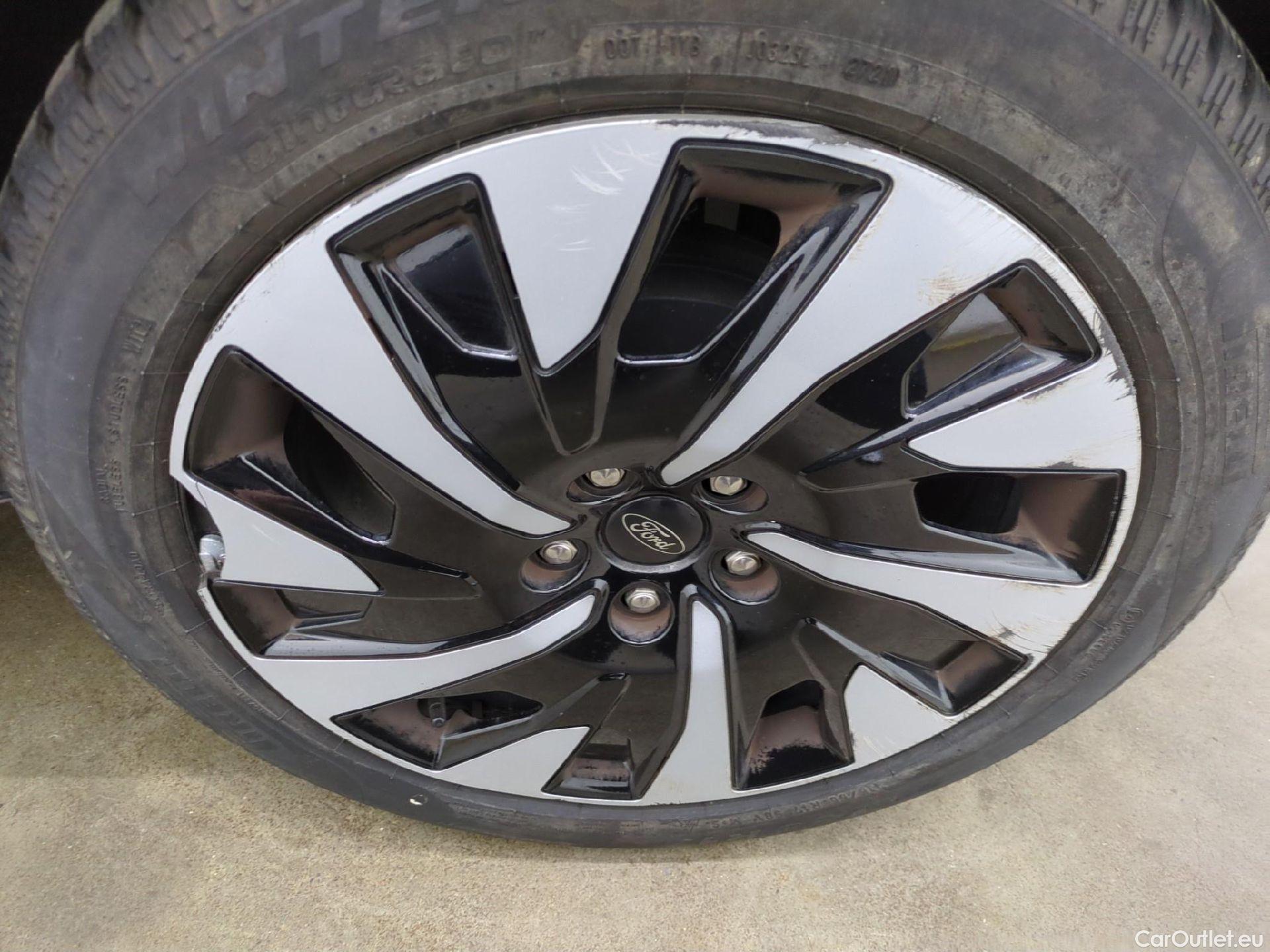  Ford  Puma  / 2019 / 5P / SUV 1.0 Flexifuel Hybrid 125 mHEV TITANIUM #75