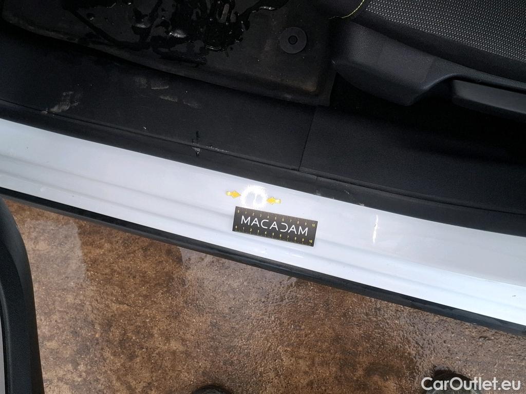  Citroen  C3  Société Feel 1.5 BlueHDI 100CV BVM5 E6dT #13