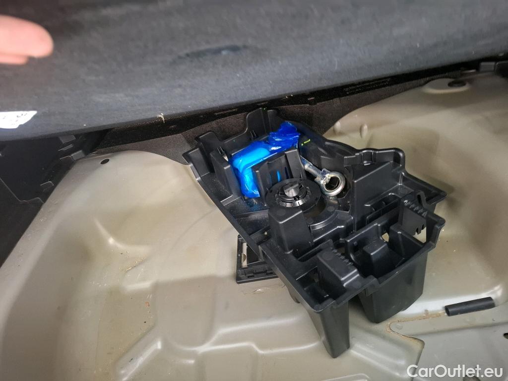  Citroen  C4  Berline C-Series 1.5 BlueHDI 130CV BVA8 6E #29