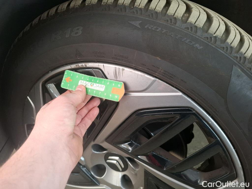  Citroen  C4  Berline C-Series 1.5 BlueHDI 130CV BVA8 6E #11