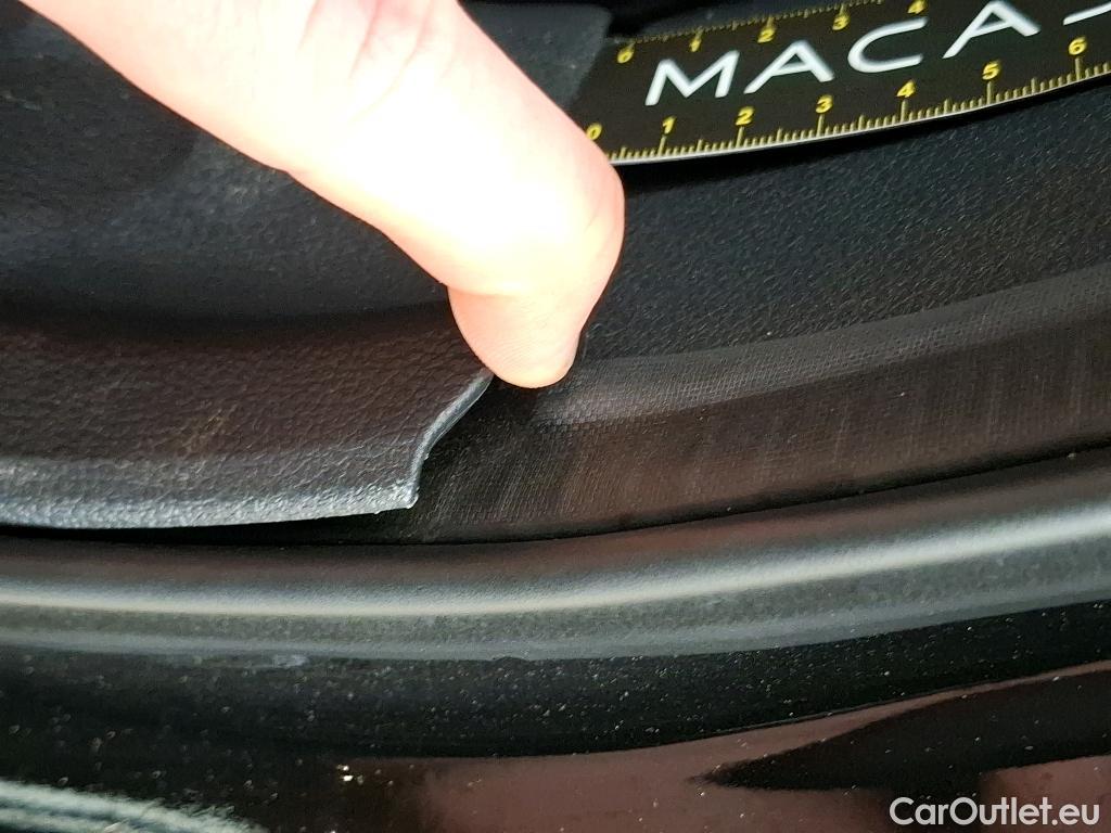  Nissan  Qashqai NISSAN  / 2021 / 5P / Crossover 1.3 MHEV 158ch Xtronic N-Style(SP) #28