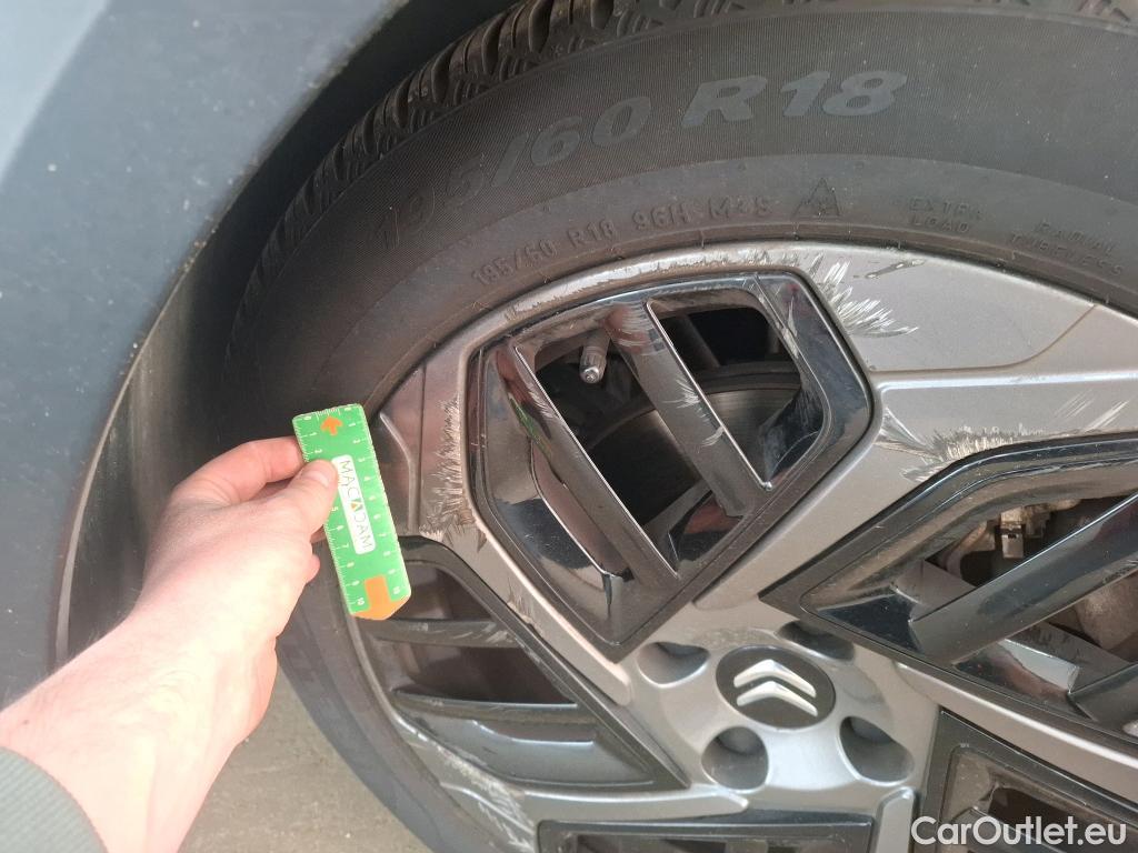  Citroen  C4  Berline C-Series 1.5 BlueHDI 130CV BVA8 6E #27