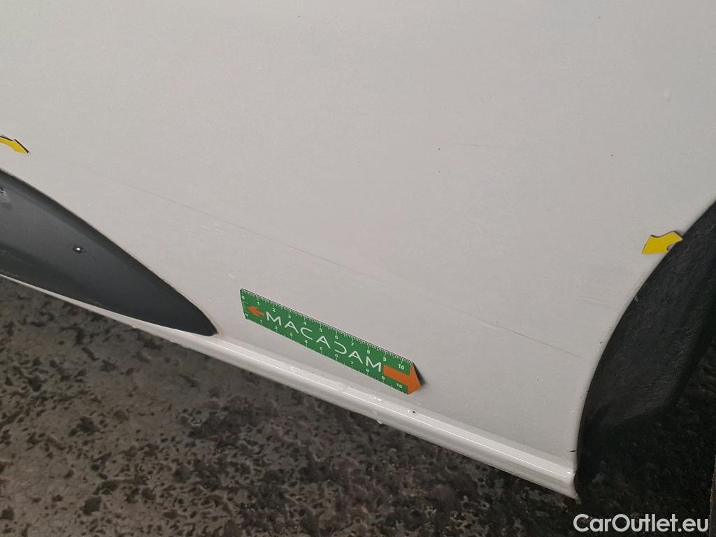  Citroen  Jumpy  4p Combi Taille M BlueHDi 115 BVM6 Confort 
 #25