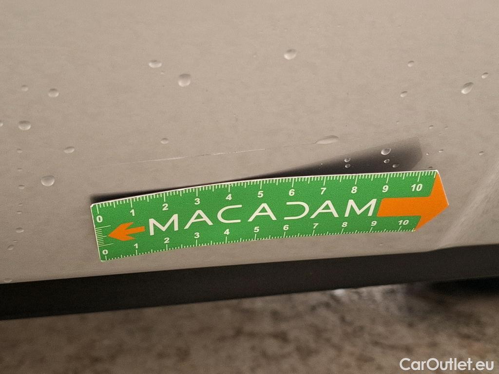  Alfa Romeo   STELVIO Stelvio Super Q4 2.2 JTDM 190CV BVA8 E6d #18